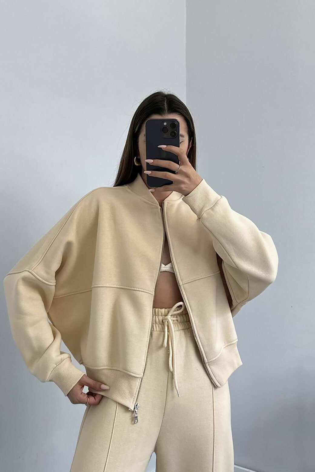 Σετ φόρμας μπεζ. Size-S,M